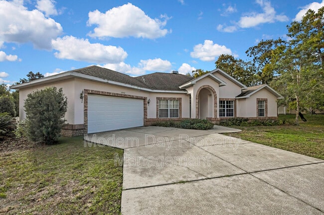 Building Photo - 12052 Jade Ave