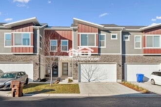 Building Photo - 7097 N Mountain Field Dr