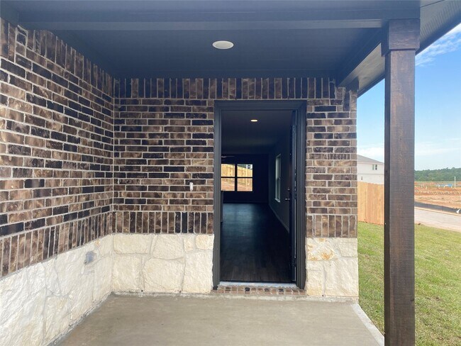 Foto del edificio - 802 Faison Ct