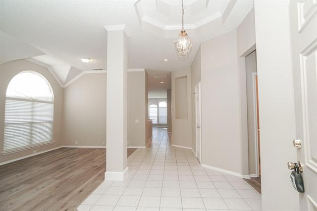 Building Photo - 11395 Newberry Dr