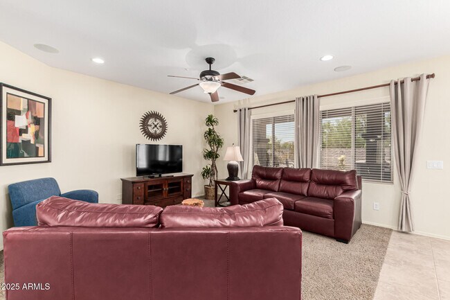 Foto del edificio - 31122 N 132nd Ln