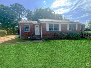 Building Photo - 1724 Lisbon Dr SW