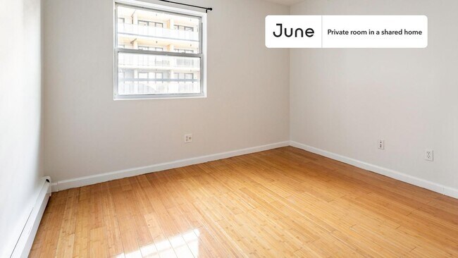 Foto del edificio - Room in Shared 4 bed/2 bath home