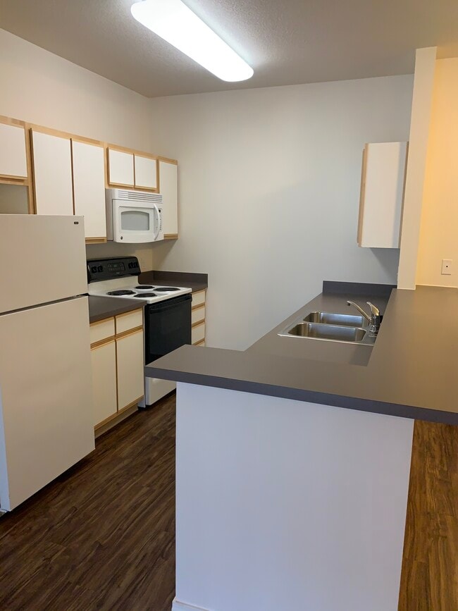 Cocina - Willamette Estates