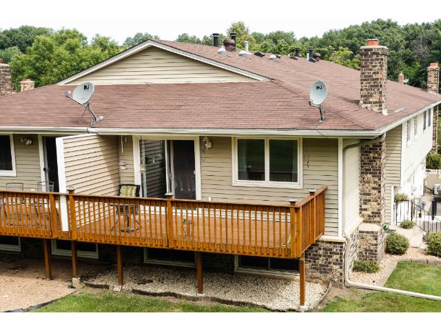 Huge deck - 1710 Hickory Hill Dr
