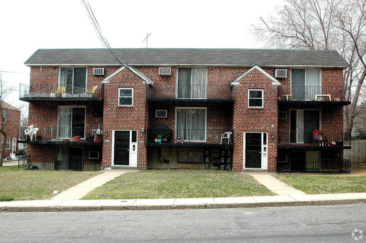320 South Ave, Norwood, PA 19074 Apartments in Norwood, PA