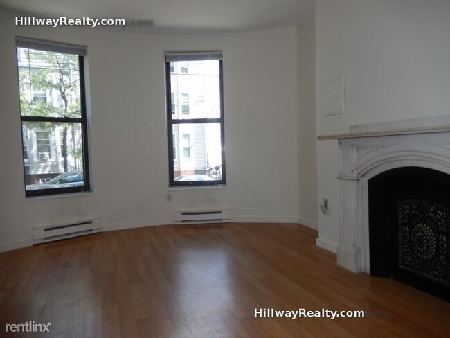 Building Photo - 237 Webster St
