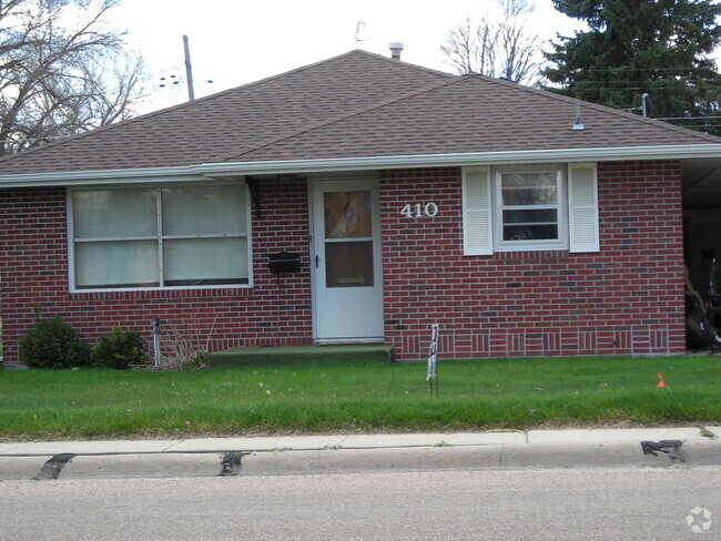 Building Photo - 410 W Philip Ave
