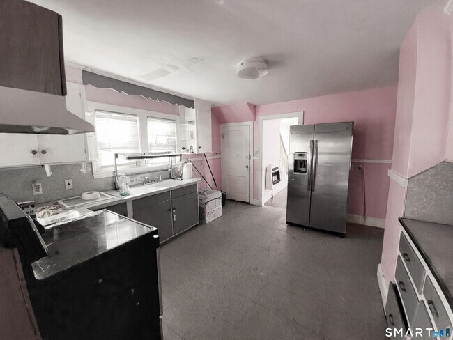 Foto del edificio - 96 Tudor St