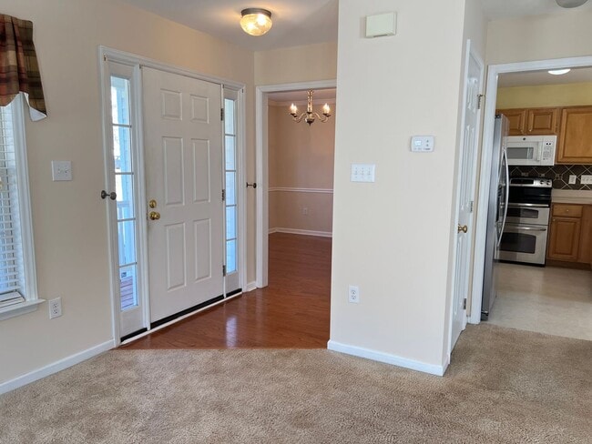 Building Photo - 3 Bedroom | 2.5 Bath Home in Holly Springs...