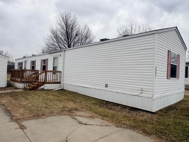 Building Photo - 2331 Windover Dr