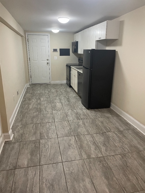 Photo - 1525 W Girard Ave Apartment