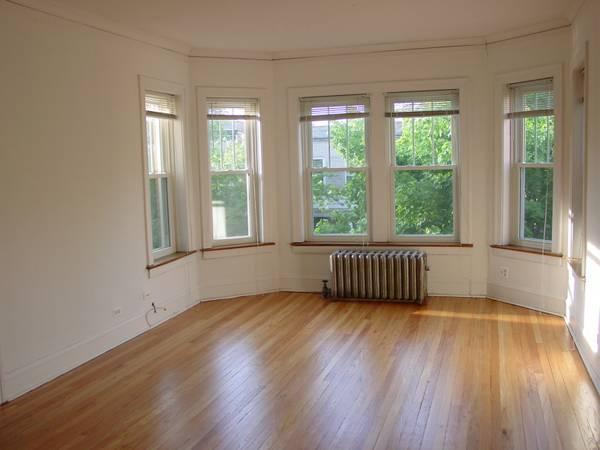 Building Photo - 2 bedroom in Chicago IL 60640