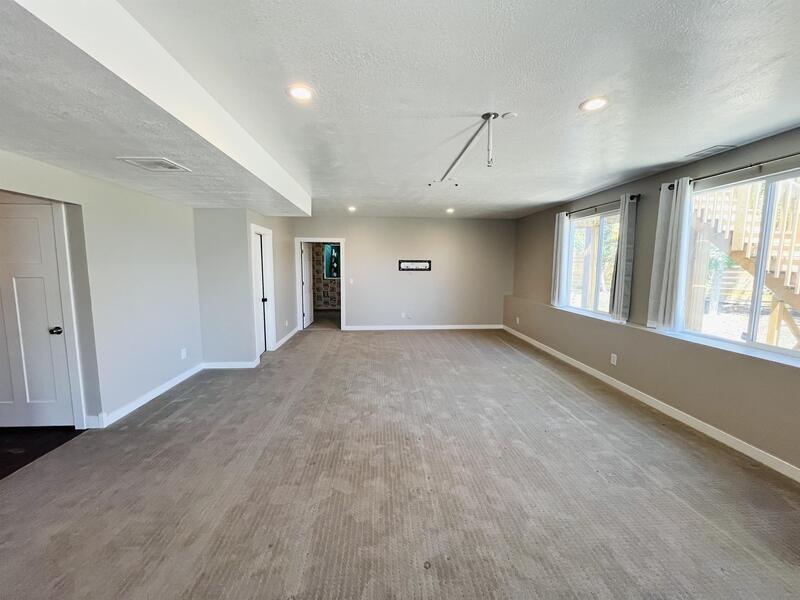 Primary Photo - 4144 W Foxview Dr