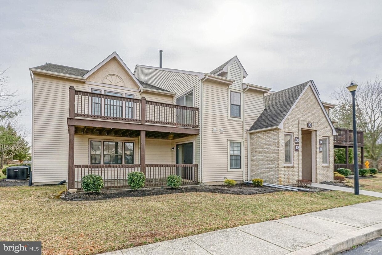 18 Canterbury Ct, Washington Township, NJ 08080 Apartment for Rent in