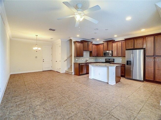 Building Photo - 10120 Eagle Creek Center Blvd