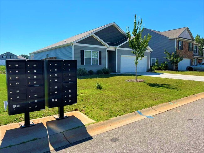 Foto del edificio - 110 Rogers Knoll Ln