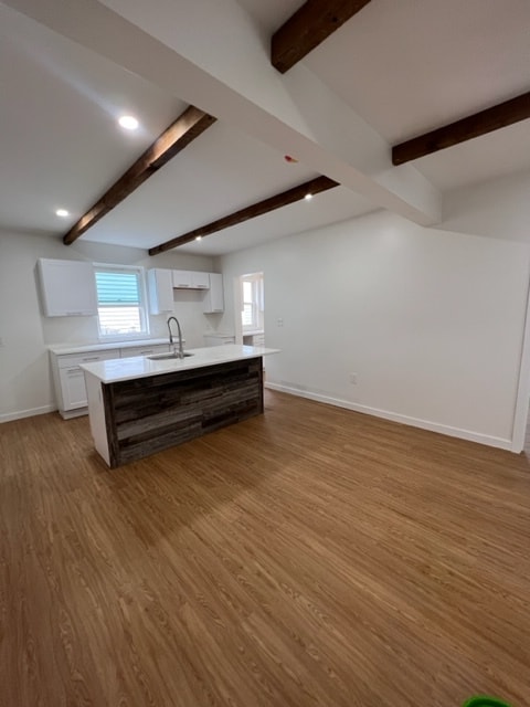 Building Photo - 206 S Chestnut St