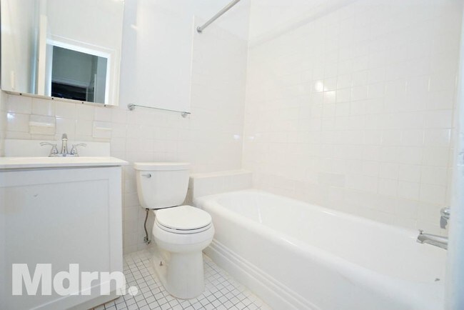 Building Photo - 44 W 56th St