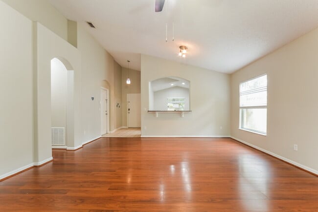 Building Photo - 2137 Carpathian Dr