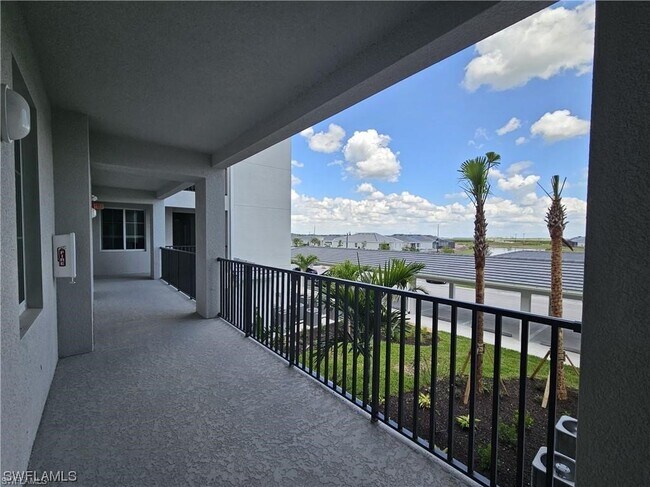 Building Photo - 5835 Double Eagle Cir