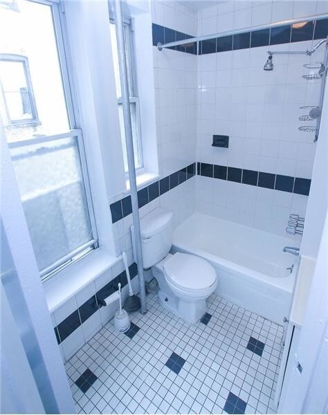 Building Photo - 121 Saint Marks Pl