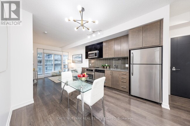 Building Photo - 98 Lillian St