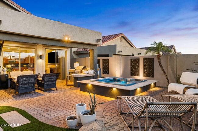 Building Photo - 10318 E Tierra Buena Ln