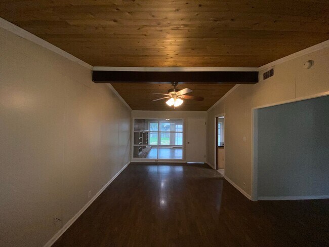 Foto del edificio - Cozy and beautiful 3 bedroom 2 bathroom ho...