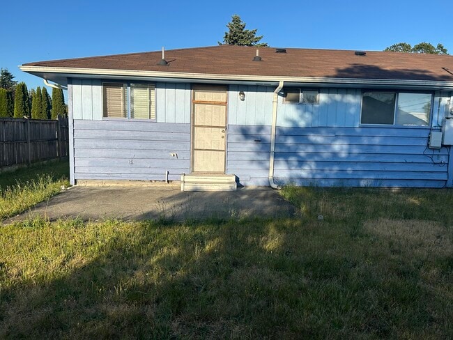 Building Photo - 9320 33rd Ave S