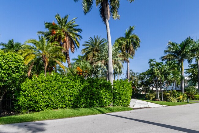 Foto del edificio - 19 Fiesta Way