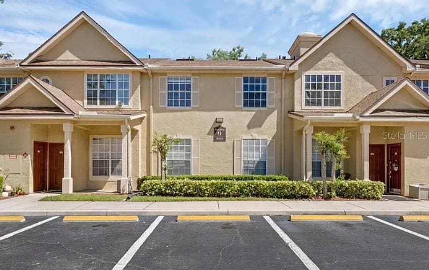Foto principal - 860 Grand Regency Pointe