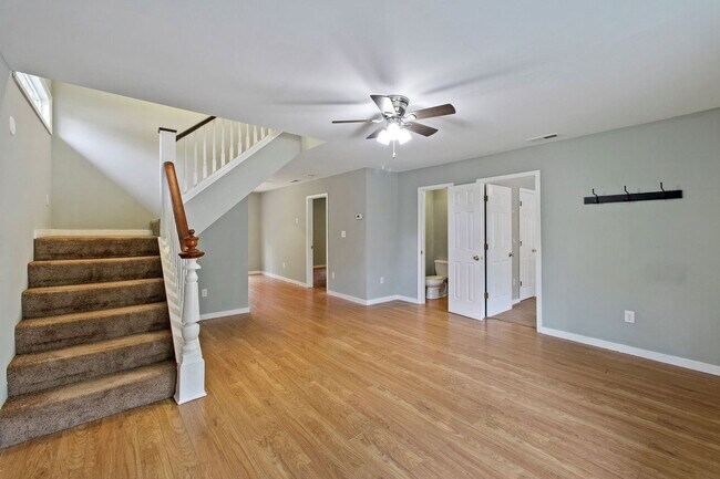 Foto del edificio - 5410 Campbell Ave