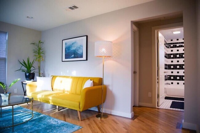 Foto del edificio - 1153 Poquito St