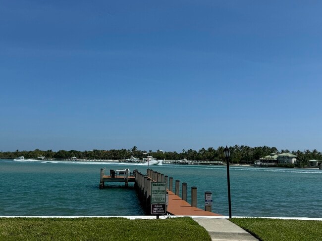 Foto del edificio - 200 Intracoastal Pl