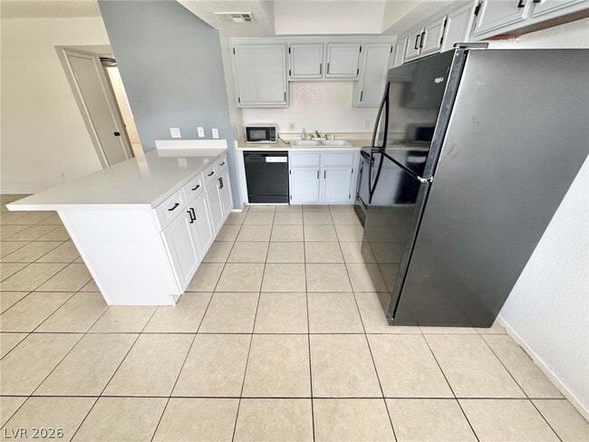Foto del edificio - 1608 Burningwood Ln