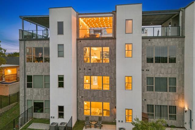 Foto del edificio - 4965 Blaynes View Dr