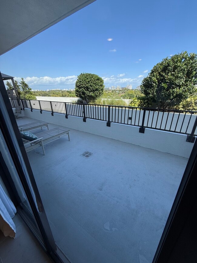 Foto del edificio - 830 SW 9th Ct