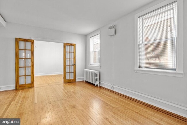 Foto del edificio - 87 E Butler Ave