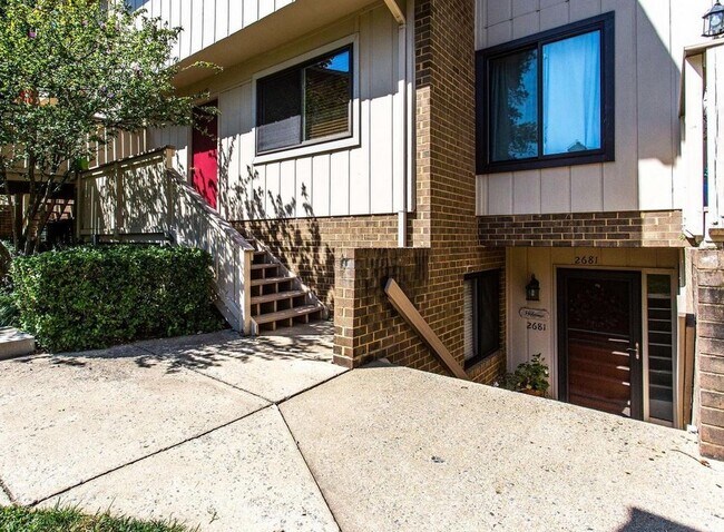 Foto del edificio - 2681 Glengyle Dr