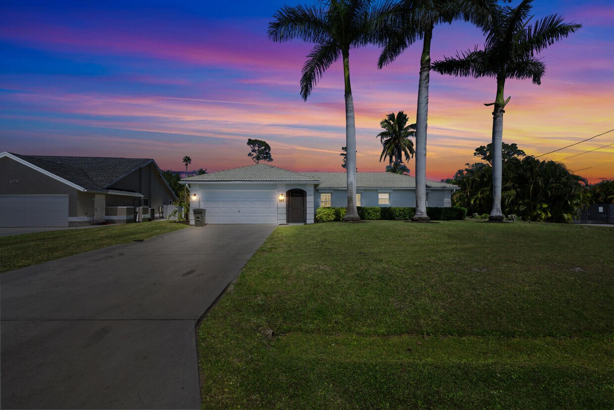 Foto principal - 131 NE Naranja Ave