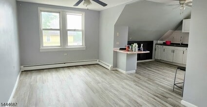 Building Photo - 301 Hagel Ave