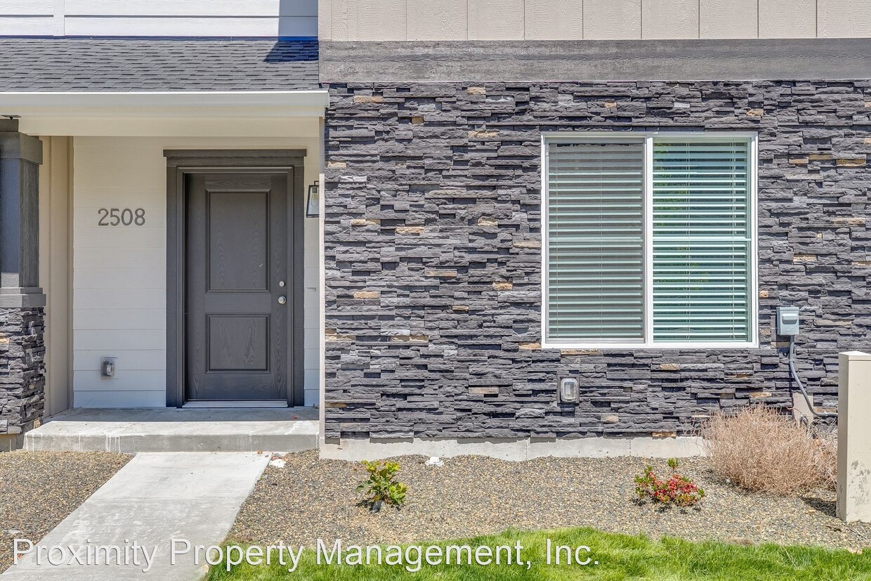Primary Photo - 3 br, 2.5 bath House - 2508 E. Blue Tick St