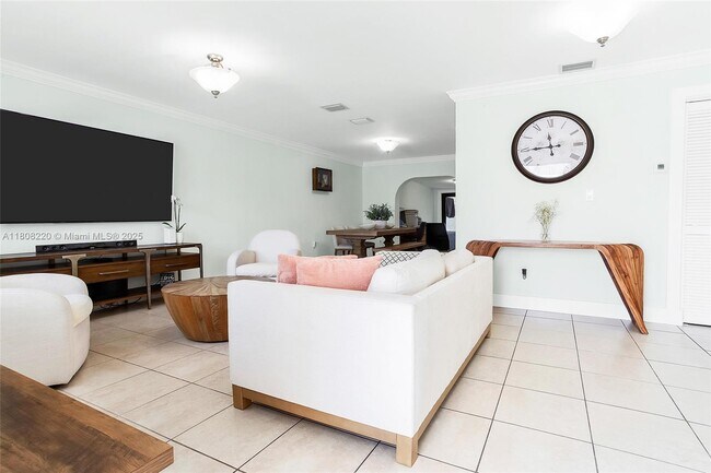 Foto del edificio - 11806 SW 11th St
