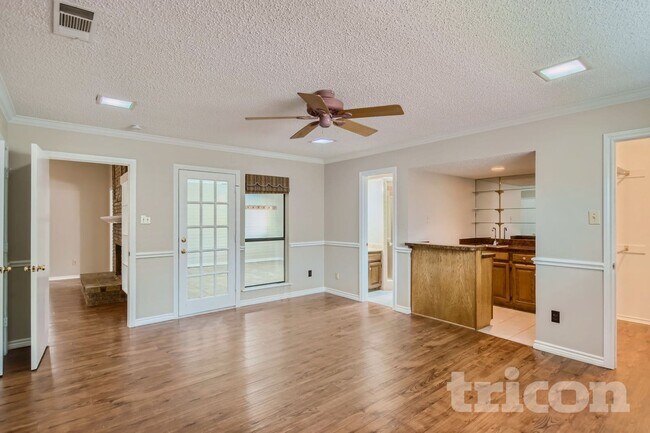 Foto del edificio - 4707 Vineyard Trail