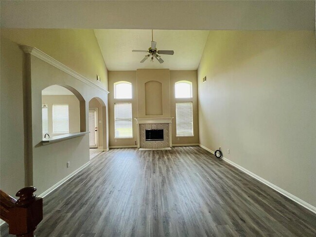 Foto del edificio - 152 Greenridge Cir