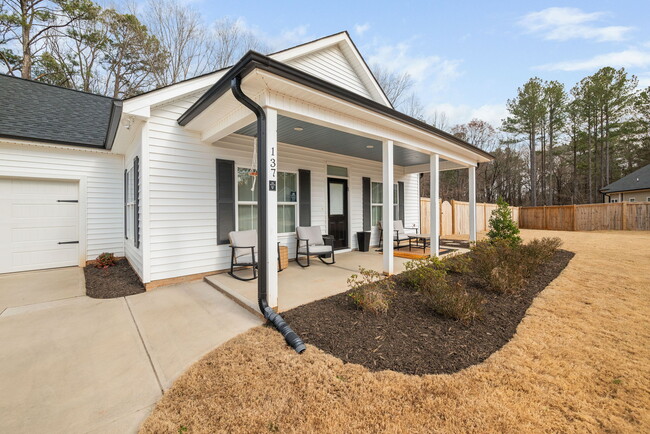 Building Photo - 173 E Battery Cir