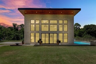 Building Photo - 10429 Longstreet Rd