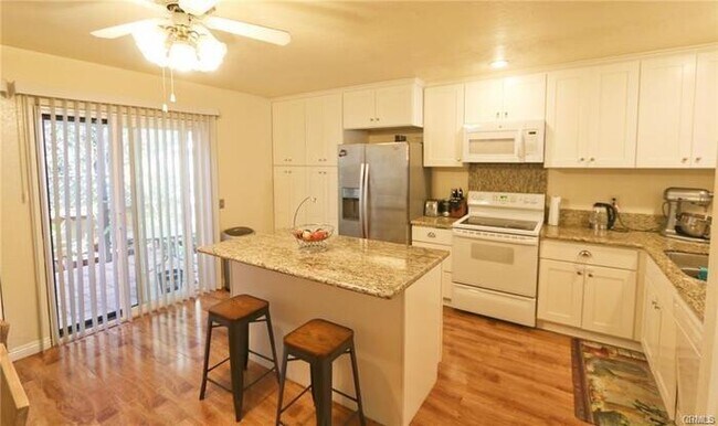 Building Photo - 21575 Lost River Ct