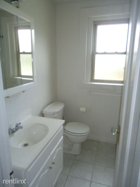 Building Photo - 5521 Wilkins Ave